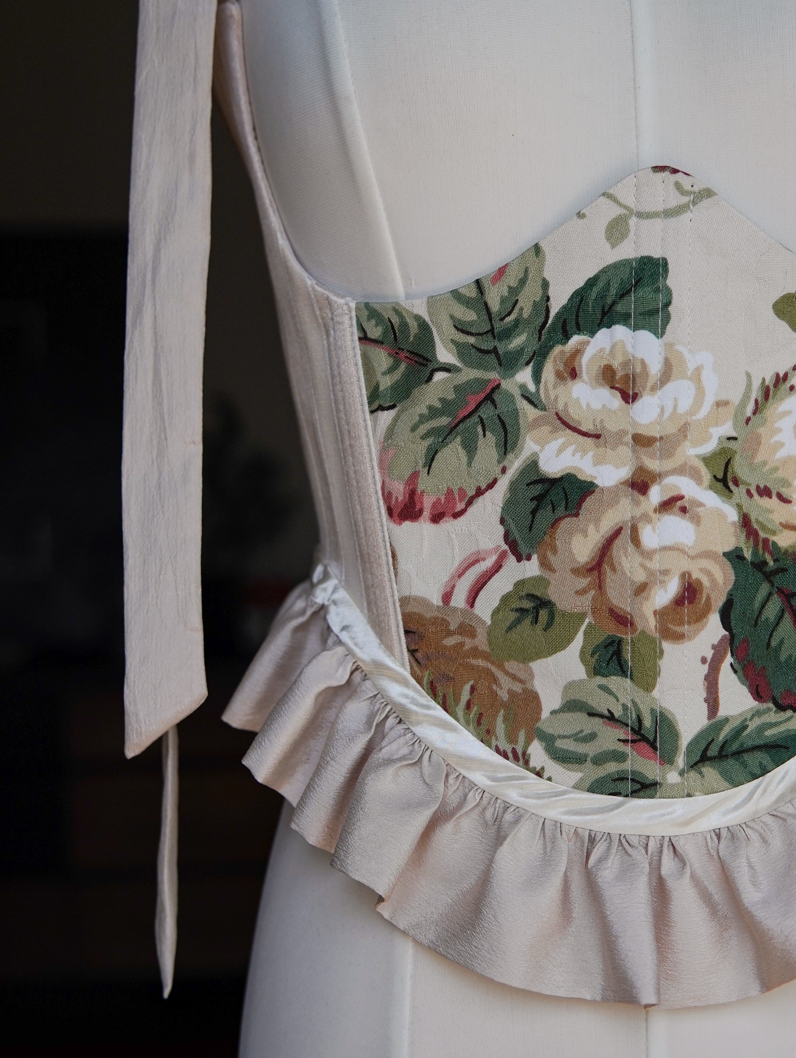 Tie Straps Floral Underbust Corset